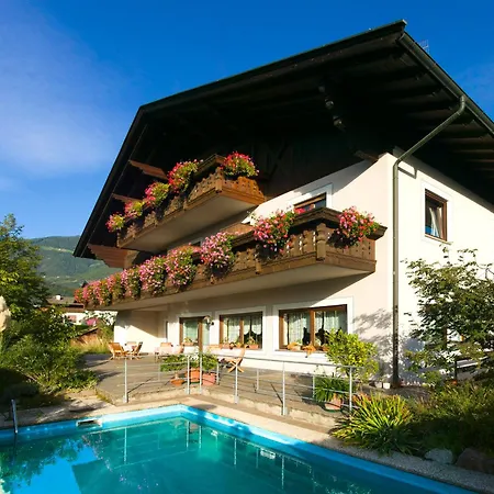 Hotel Hilpold Lana